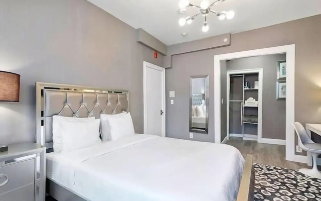 Premier Suites - Bay Village