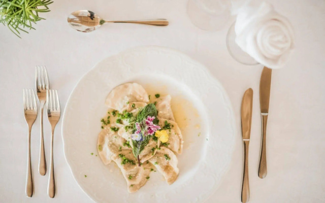 Alpine Nature Hotel Stoll