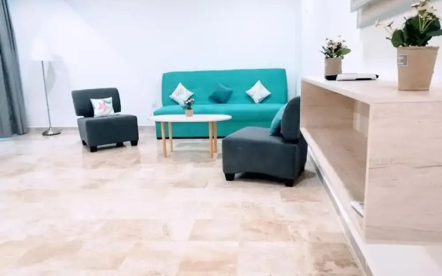 5a Coral Suites
