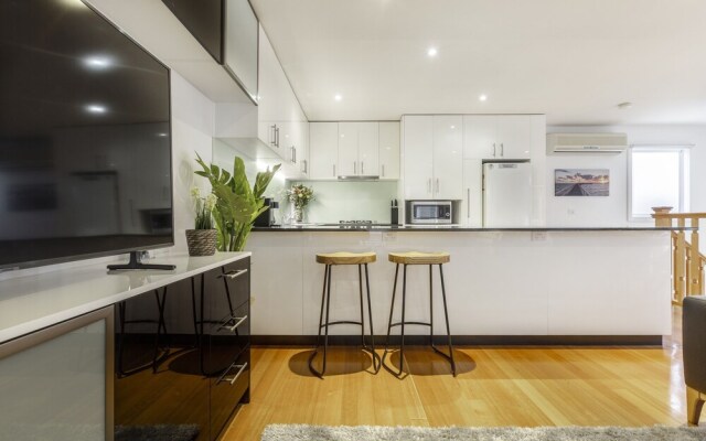 StayCentral - Port Melbourne Townhouse