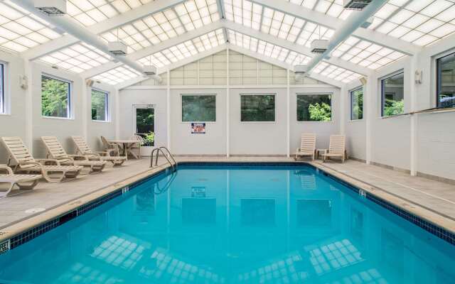 Quality Inn & Suites Danbury near University