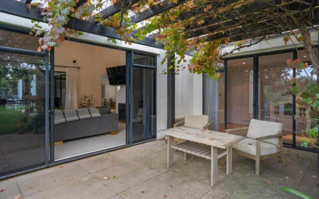 Olive Estate - Martinborough Holiday Home