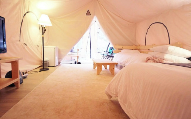 Hongcheon Coco Vivaldi Glamping Caravan