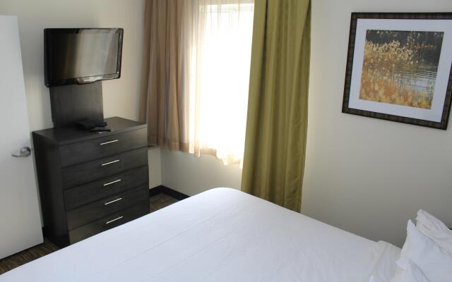 Candlewood Suites East Syracuse - Carrier Circle by IHG