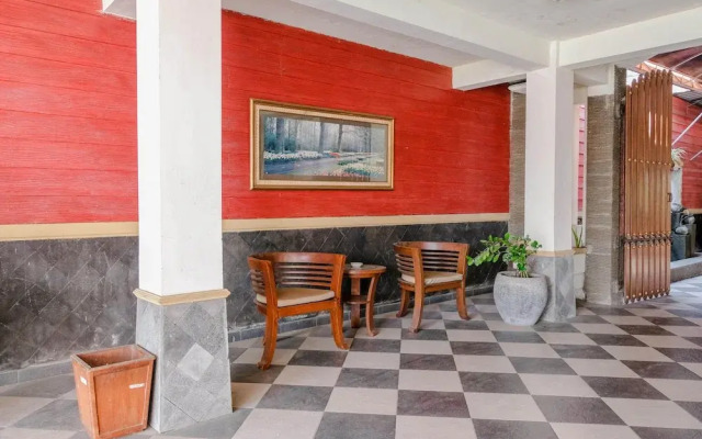 Ndalem Katong Guest House by OYO Rooms