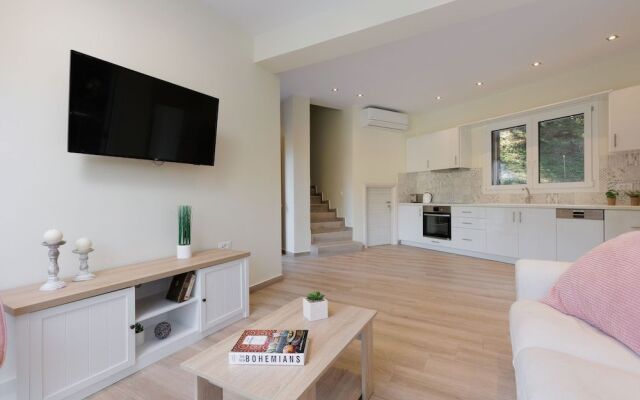 Villa Breeze & Villa Coco by Konnect Avlaki Beach