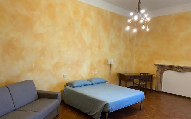 CASA DI NONNA RINDA-Via del Castello n6