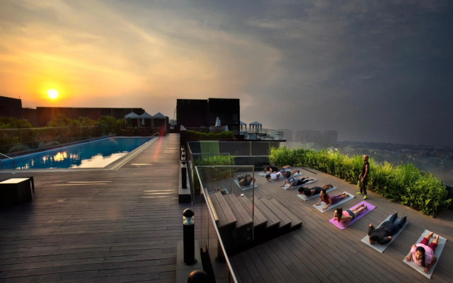 The Waverly Hotel & Residences