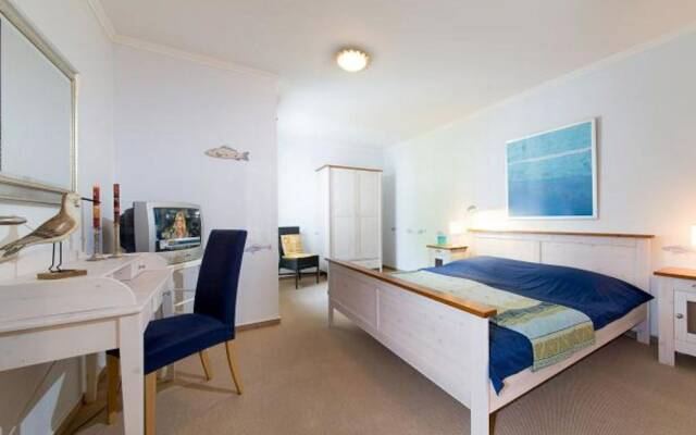 Modern Apartment Near Seabeach