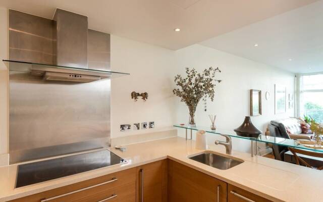 Gorgeous 2 Bed, with Balcony, Battersea