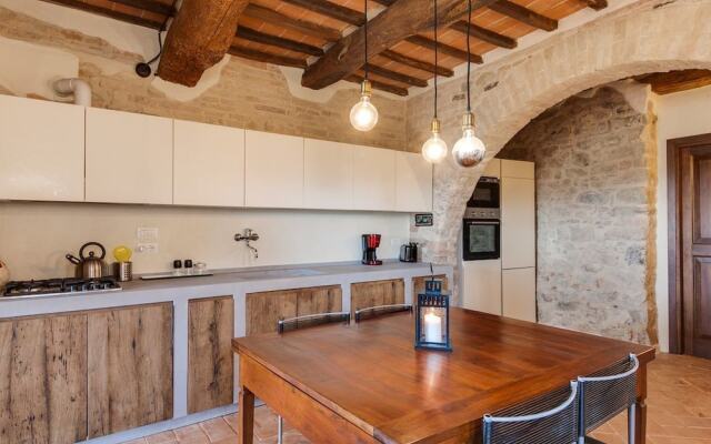 Umbria Country Shelter