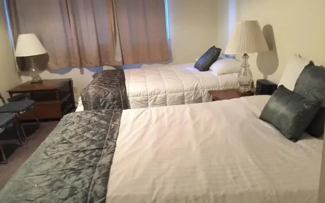 La Residence - Near Shuttle & Hike/bike Trails!