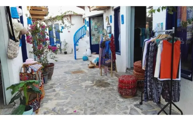 IOS Village