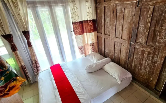 Eyang Residence Limasan Kebon Dalem