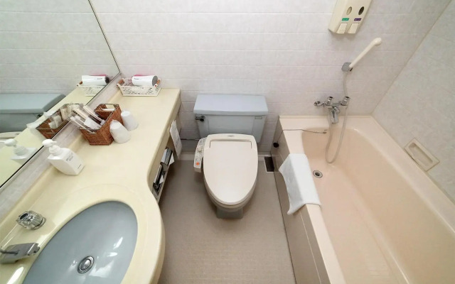 Kumegawa Wing Hotel