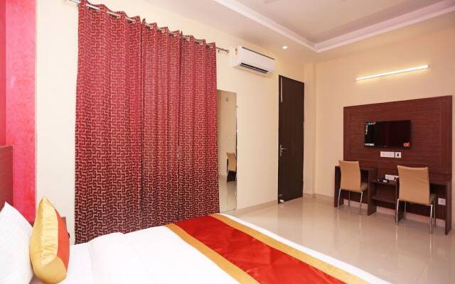 OYO 16349 For U