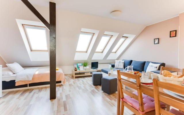 Jane's Charming Apartment