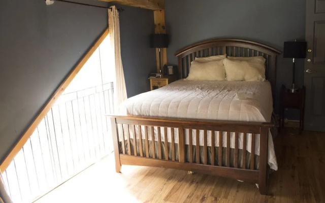 Timber House Resort