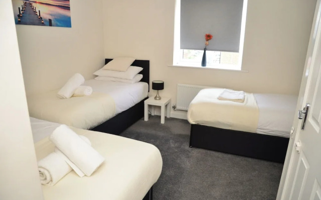 2 Bedroom Home-sleeps7,fast Wifi,near Altontowers