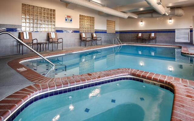 Best Western Plus Gateway Inn & Suites