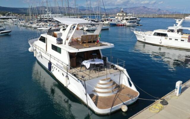 Welcom to Yacht di Lusso