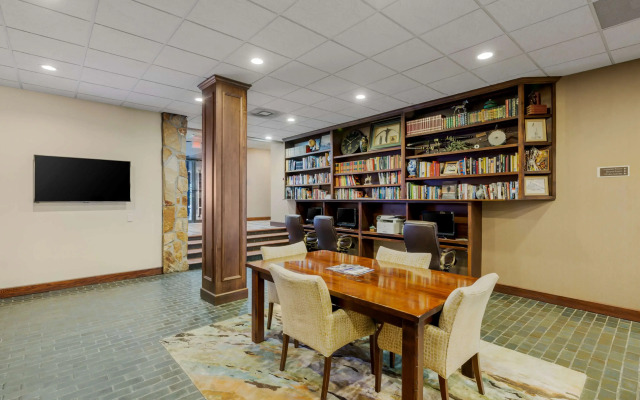 Best Western Plus Wooster Hotel & Conference Center