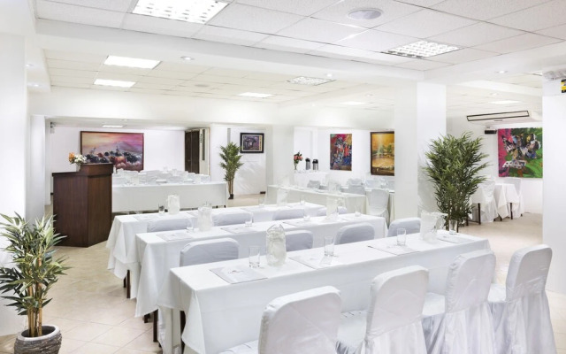 Hotel Corregidor by Cassana