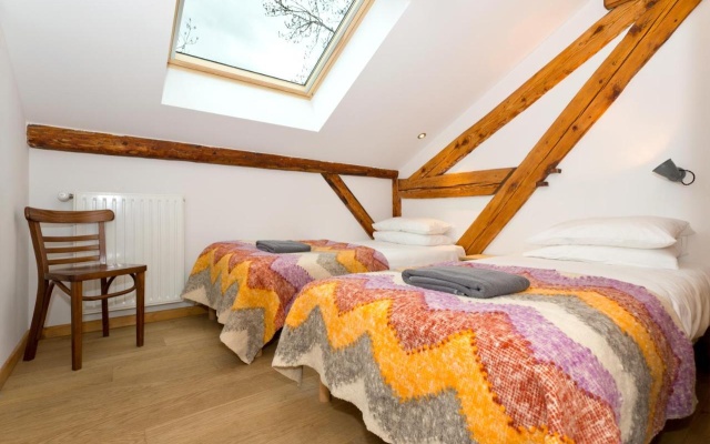 Hideout Hostel