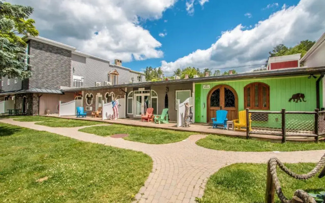 Adventure Suites
