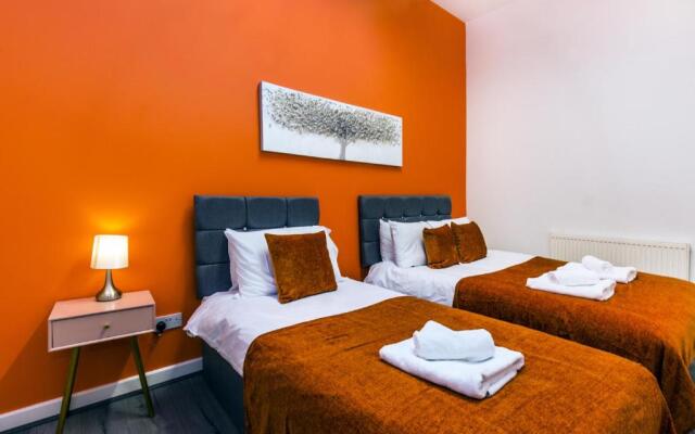 Amazing Flat with Recreational Activities for large families!