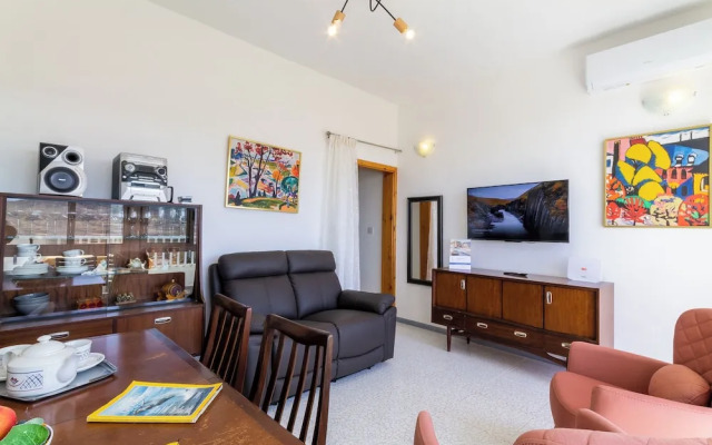 Modern Seaview Apart In Marsalforn Gozo