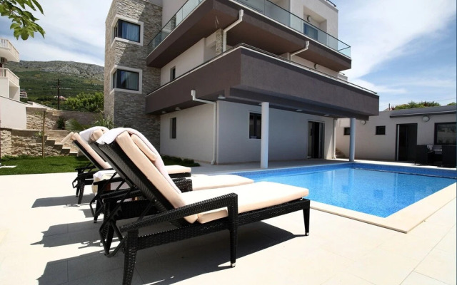 Villa Lucas