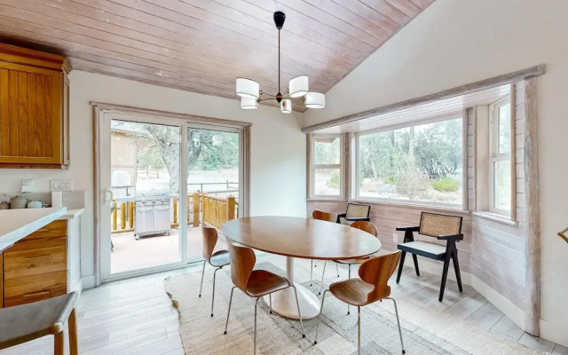 Big Bear White Skies #674