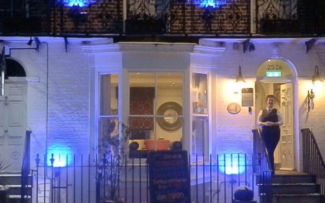 The Crescent Victoria Hotel