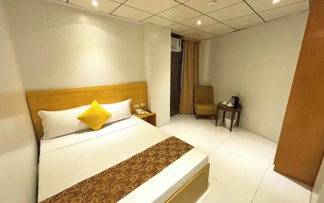 LuxeLite Suites Pasay
