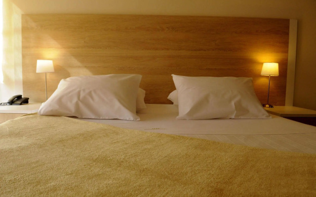 Massini Suites