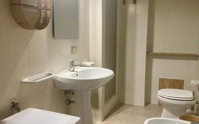 Lollis Corner La Muddizza