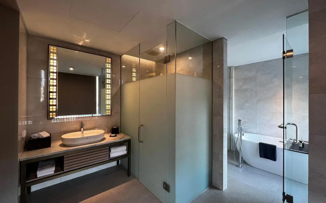 Ra Suites Simatupang