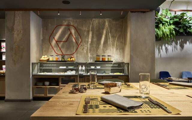 The Modernist Hotel