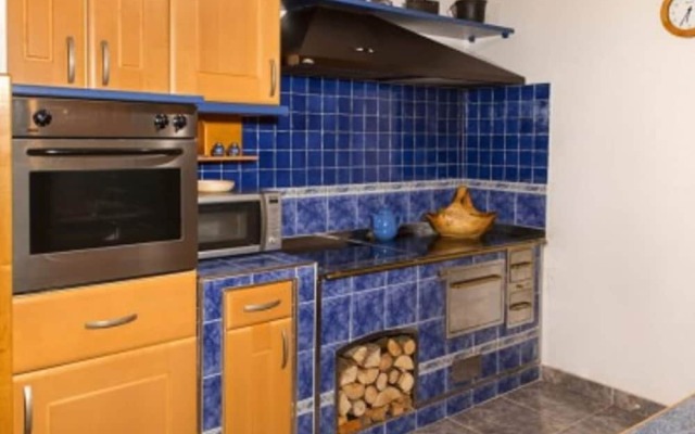 Secluded Holiday Home with Hot Tub in Kozji Vrh