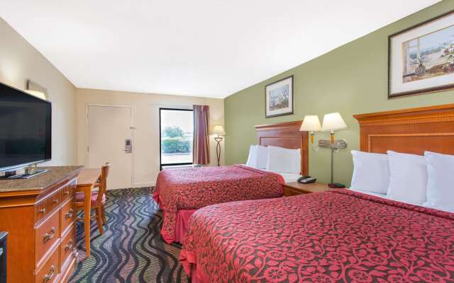 Days Inn by Wyndham Florence/I-95 North
