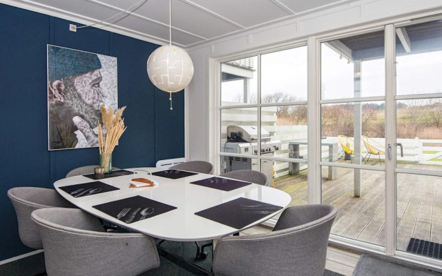 6 Person Holiday Home in Ebeltoft-by Traum