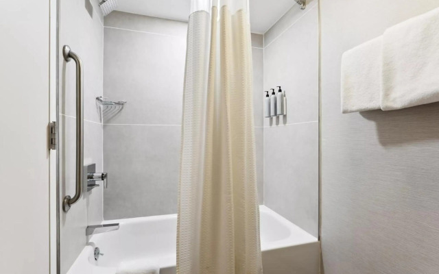 Courtyard by Marriott Burlington Williston