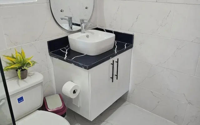 hermoso apartamento a 2 minutos de todo