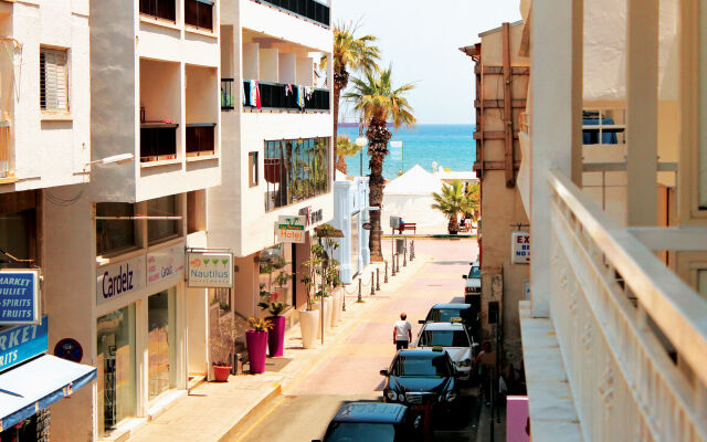 Stephanie City Apartments