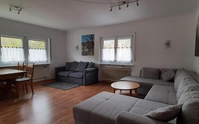 Steepleview House, Schwarzwaldblick Apartment - spacious & peaceful