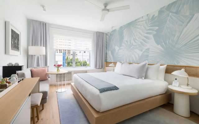 The Gabriel Miami South Beach, Curio Collection by Hilton