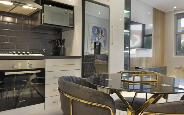 KMG Apartments at The Apex on Smuts