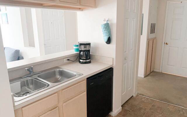 AC-615: Clearwater Cozy Condo