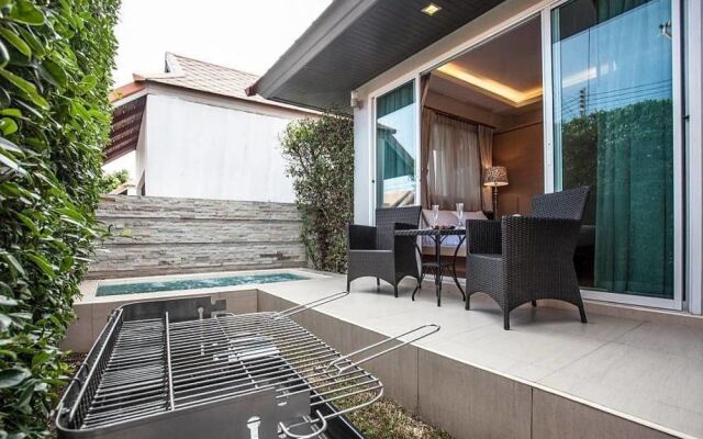 Jomtien Lamore Villa 2 Bedroom with Jacuzzi Pool